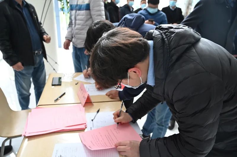 一纸倡议书 雪浪环境200余名抗疫志愿者集结